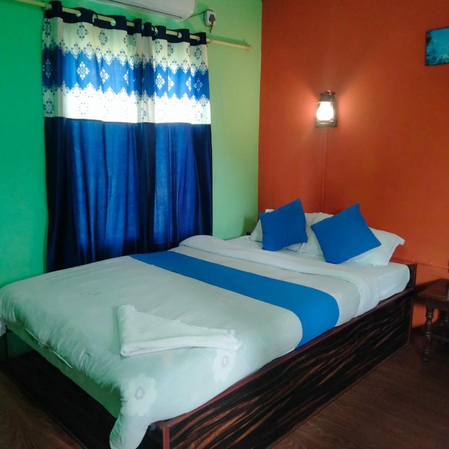 Hotel Tiger Tops Саураха Екстериор снимка